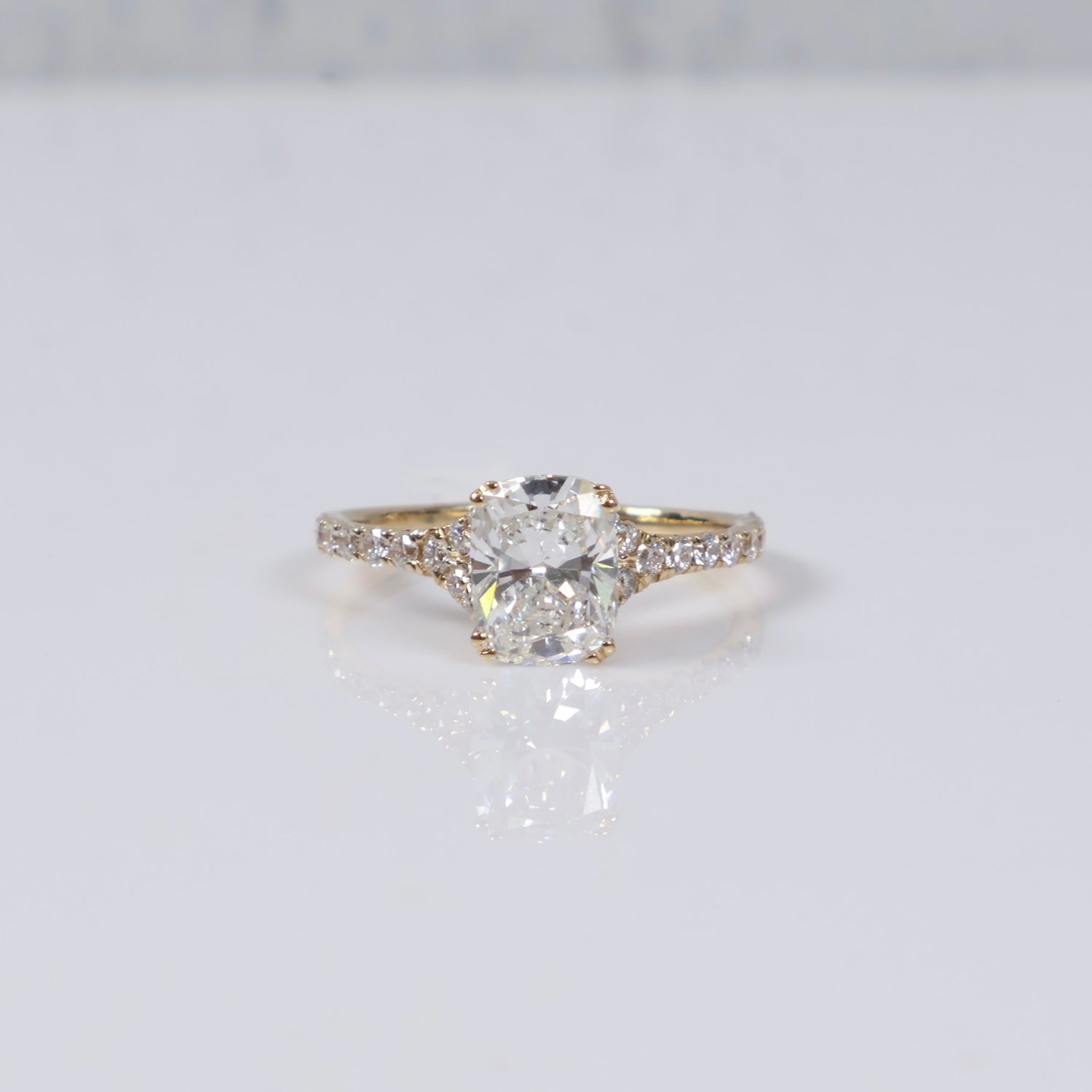 14K YG Lab Diamond Cushion Brilliant With Certificate Engagement Ring / 1.93gr / Sz 7 / 1.90 CTTW Lab VS / E-F
