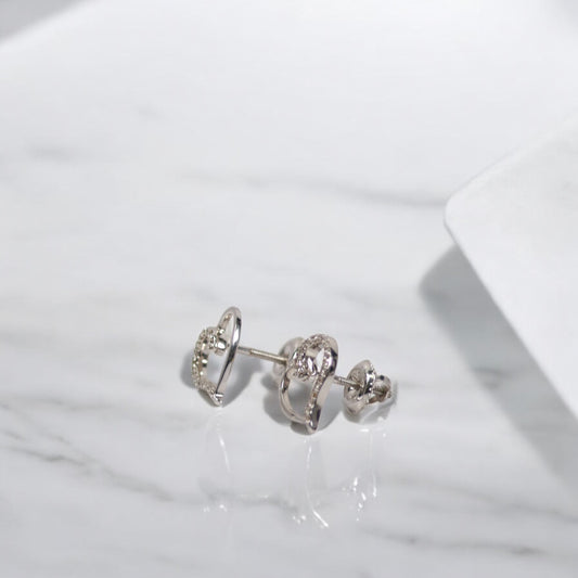 10K White Gold Haert/Diamond Stud Earrings 0.60Ct / 1.5gr