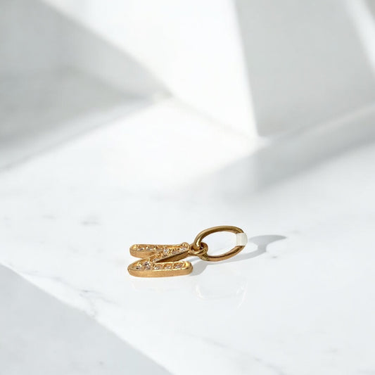 18K Yellow Gold Letter N Italics Pendant With Zircons / 0.56gr / 0.5in