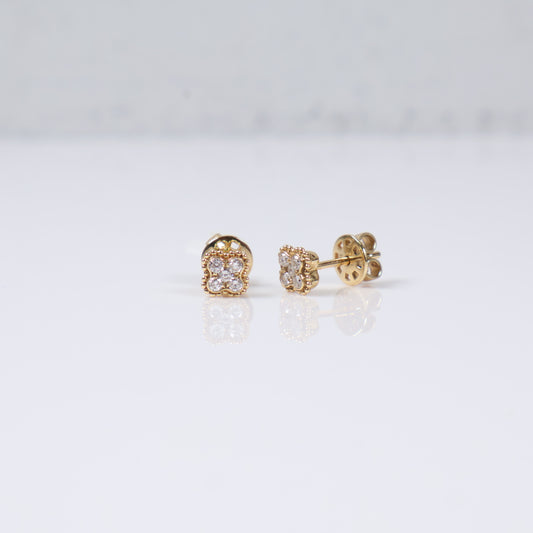 14K Yellow Gold Diamond Flower Stud Earrings 0.26Ct / 2.2gr