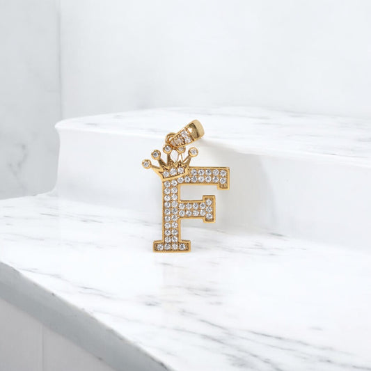 10K YG  Letter F With Crown Pendant / 2.9 gr / 1.1 in / Cz