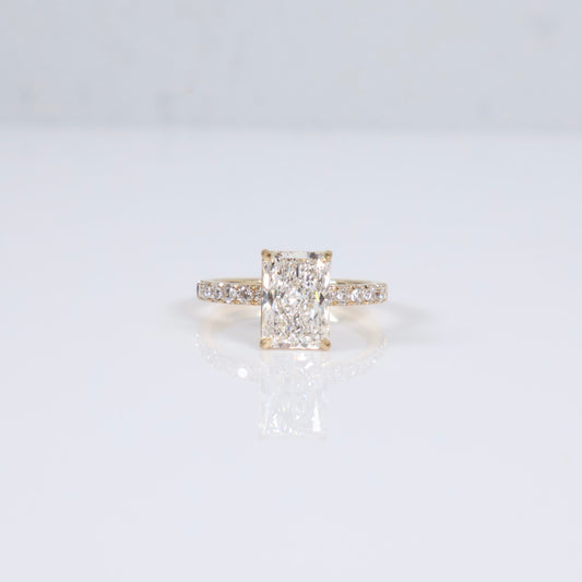14K YG Lab Diamond Rectangular Modified Brilliant Engagement With Certificate Ring / 3.63gr / Sz 6 3/4 / 2.59Ct Lab / E / VS1