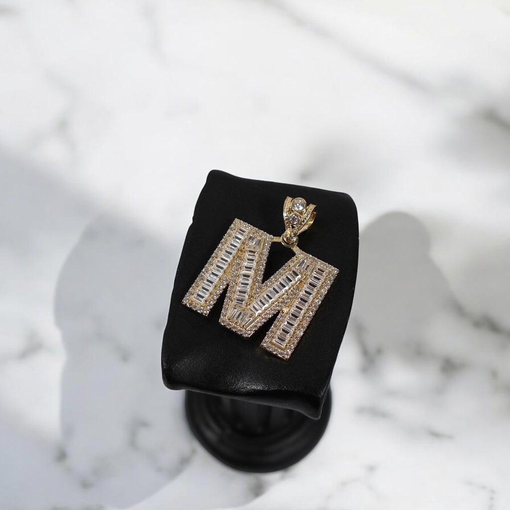10K YG Big Letter M Pendant / 8.40gr / 1.5in