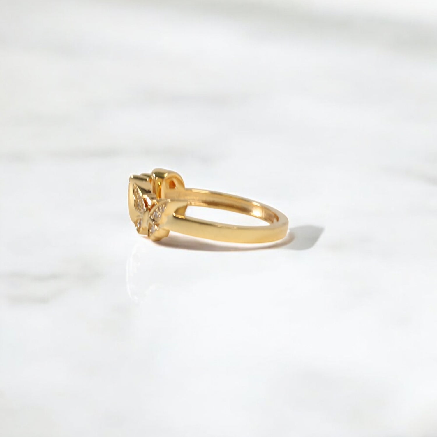 10K YG Diamond Butterfly - Letter W Rings / 2.47gr / Sz 7 / 0.1Wt Dia