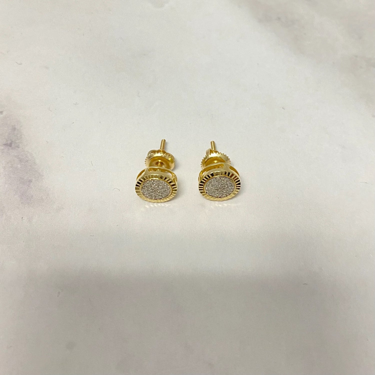 10K Yellow Gold Diamond Border Cut Fashion Stud Earrings 0.07Ct Dia / 2gr / 8mm