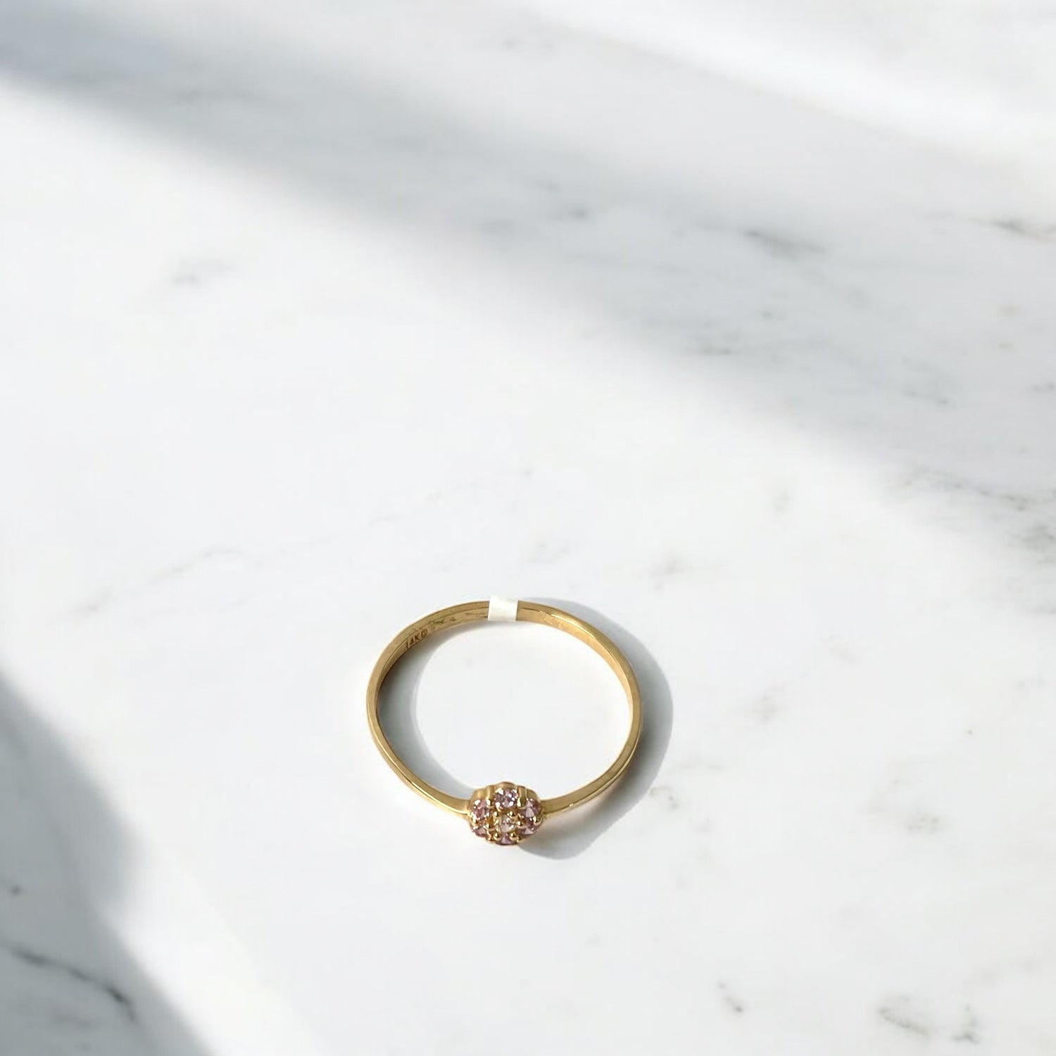 14K Yellow Gold Pink Flower Ring With Pink Zircons / 0.33gr