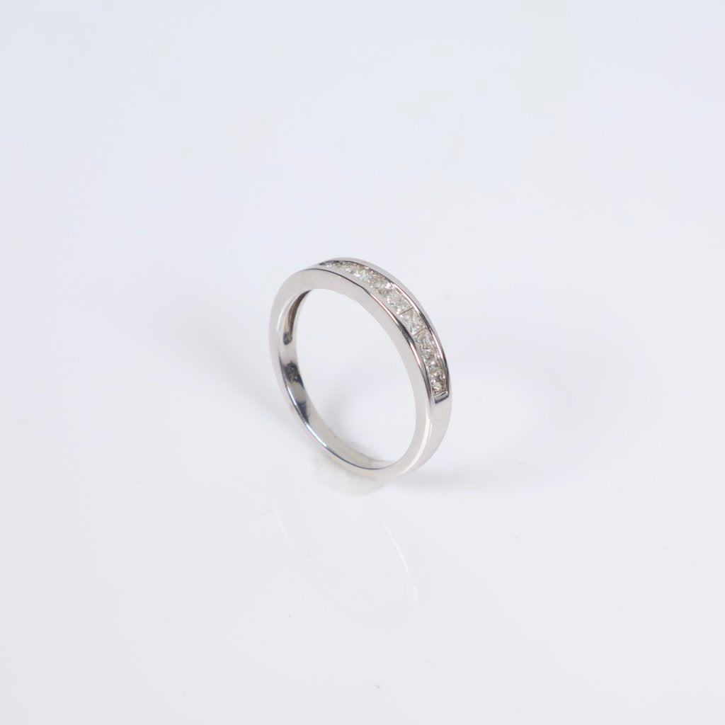 14K WG Lab Diamond Luxury Band Engagement Ring / 3gr / Sz 7 / 0.50Ct Lab Dia