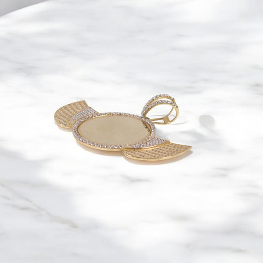 10K YG Memorial Round With Wings Pendant / 8gr / 1.6in / White Zircons