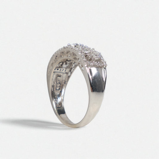 14K WG Diamond Flowers Rings / 4.64gr / Sz 7 / Wt Dia