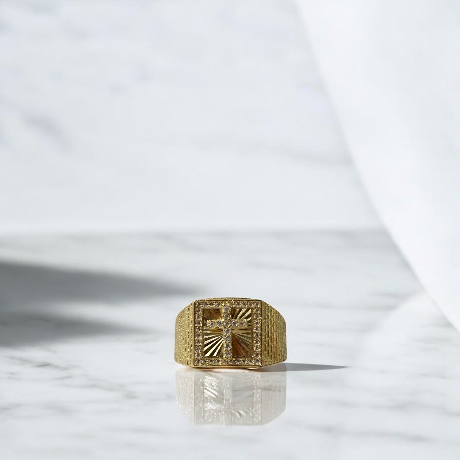 14K Yellow Gold Cross Ring With Zirconia / 5.8gr / Size 11