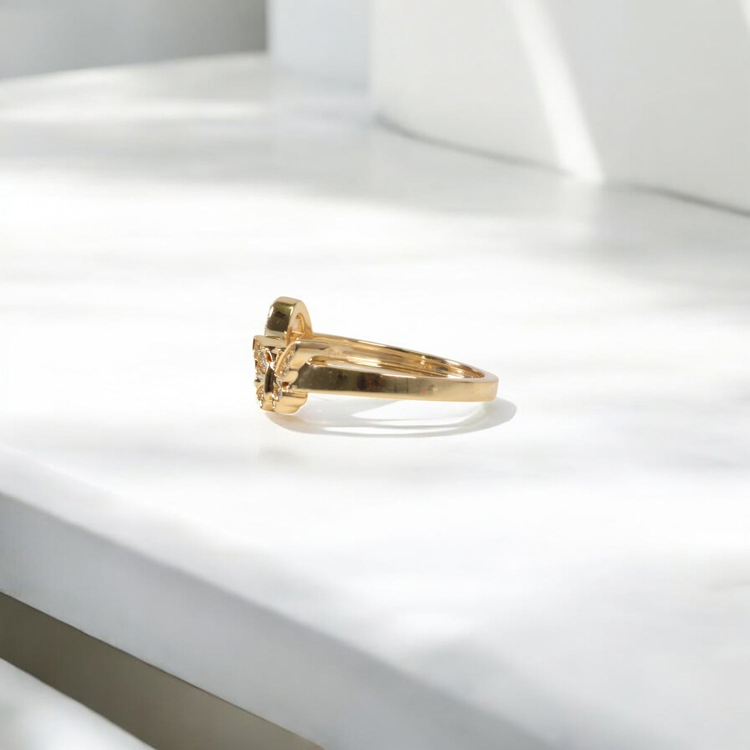 10K YG Diamond Butterfly - Letter Q Rings / 2.31gr / Sz 6 1/4 / 0.09Wt Dia