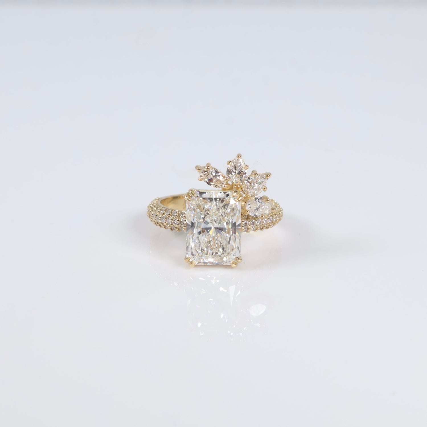 14K YG Lab Diamond Cut Cornered Rectangular Modified Engagement Ring / 5.6gr / Sz 6 3/4 / 4.07Ct Lab Dia / F / VVS2