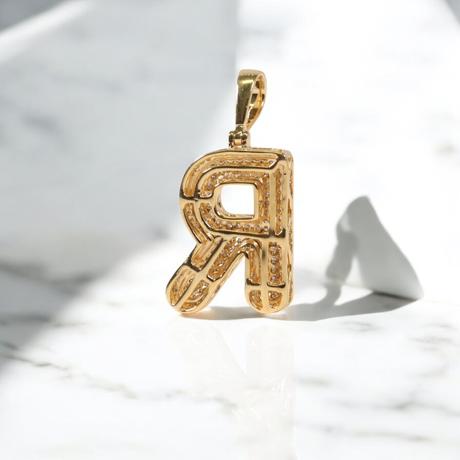 10K YG Diamond Letter R Pendant / 2.5gr / 1.1in / 0.5Wt Dia