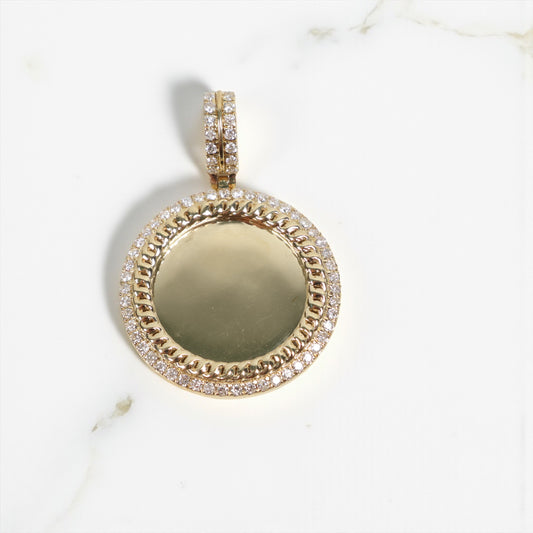 10K YG Diamond Memorial Pendant / 9.52gr / 1.6in / D-1.10Ct