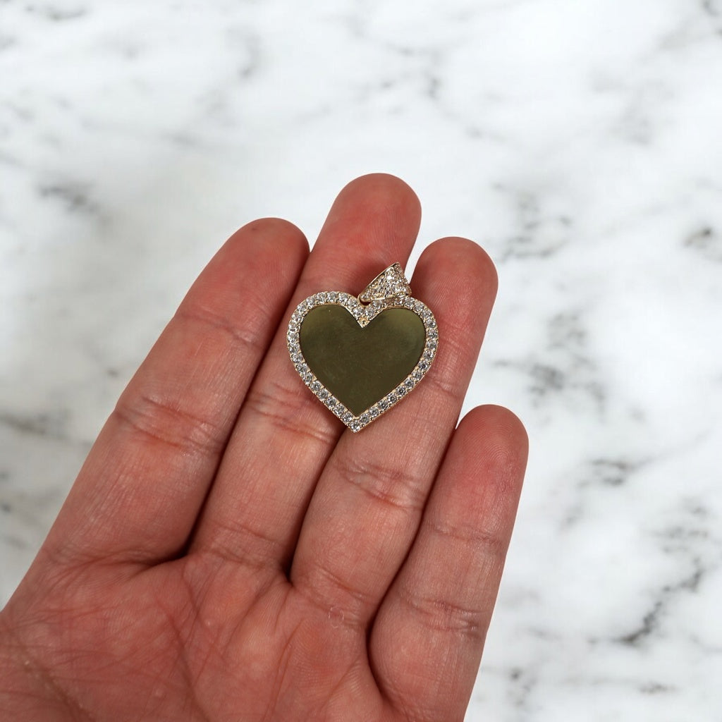 10K YG Memorial Heart Pendant / 3.78gr / 1.2in