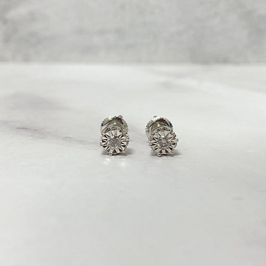 10K White Gold Diamond Round Fashion Stud Earrings 0.19Ct Dia / 1.16gr / 6mm