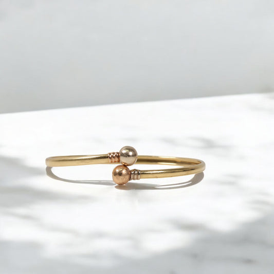 18K Three Colour Gold Bangle Fashion Bracelet / 5.6gr / Size 18 / 3.8mm