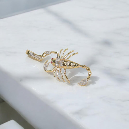 14K YG Scorpion Pendant / 5.96gr / 2in / Fucshia/Whie Zircons