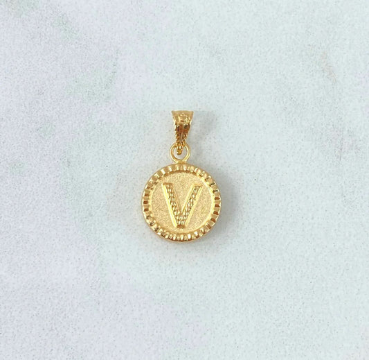 18K YG Letter V Mate Bordered Circle Pendant / 0.54gr / 0.6in /