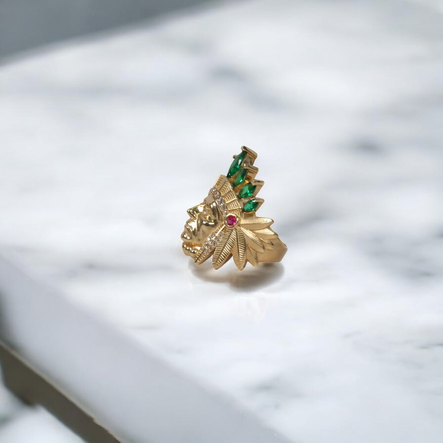 14K YG Indio Rings / 7.4gr / Sz 7.5 / White/Fucshia/Green Zircons