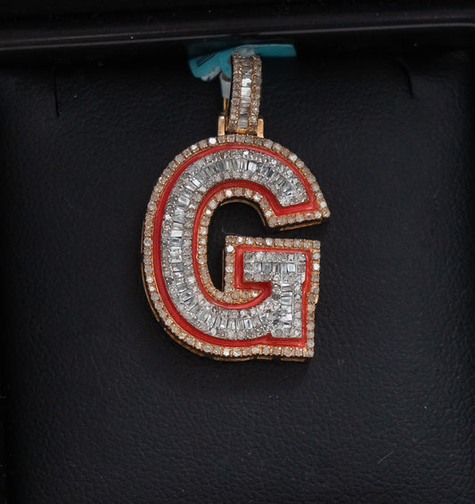 Letter G Pendant 14K Yellow Gold With Diamond / 6.5gr