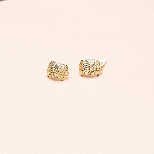 10K Yellow Gold Fashion Stud Earrings / 2.5gr