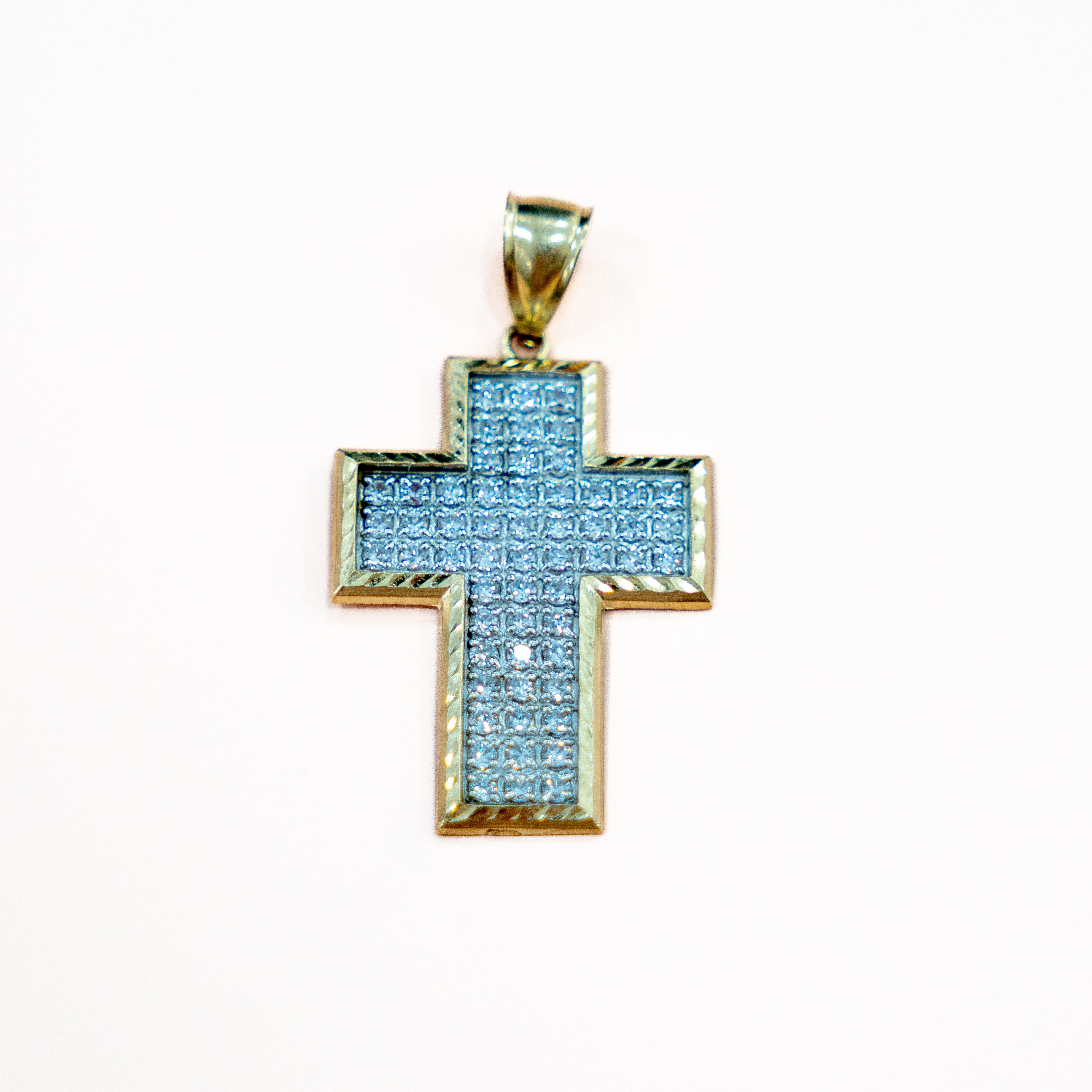 10K Yellow Gold Cross Pendant With Zirconia / 4.8gr