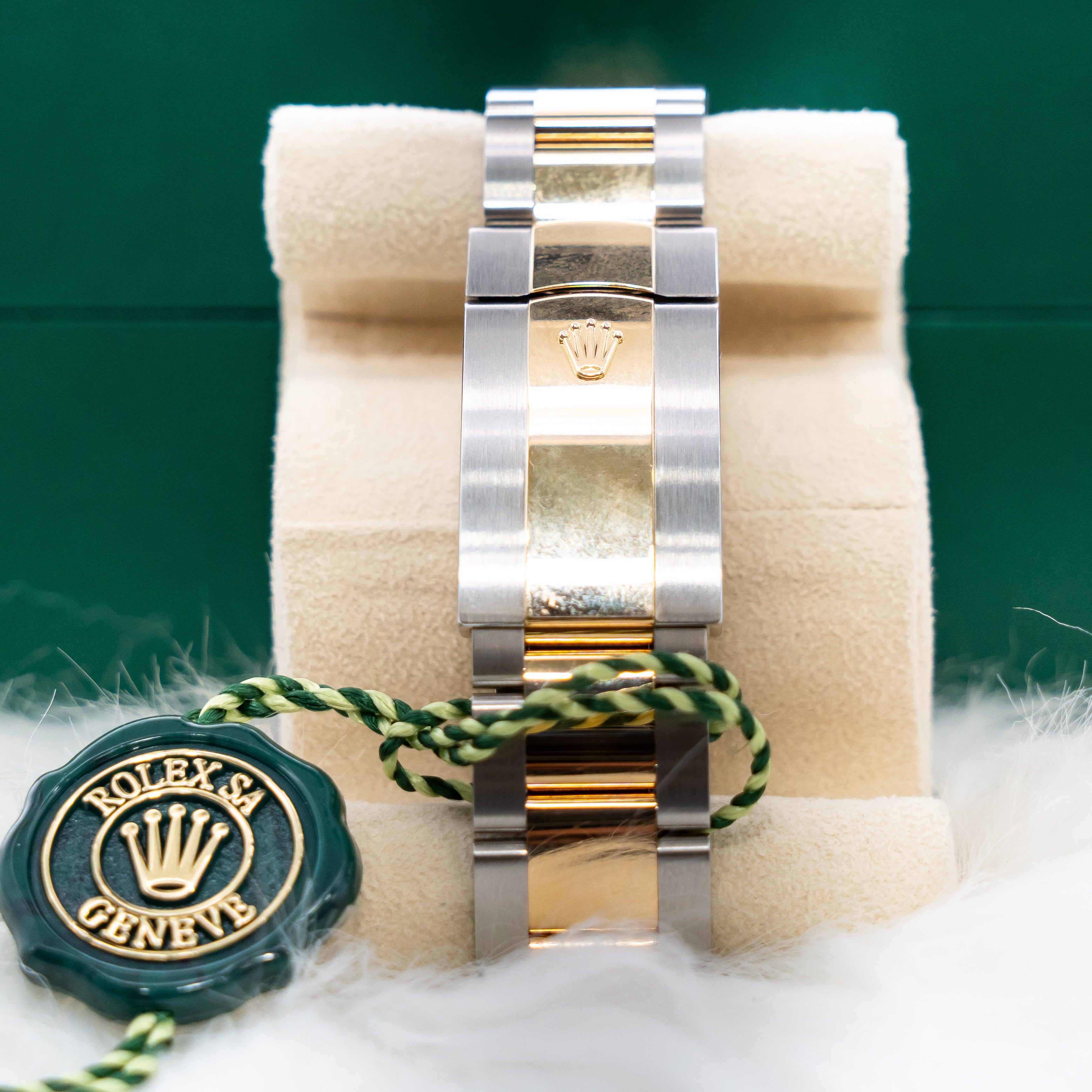 Rolex Sky-Dweller 42Mm Two Tone 18K 2023 Oyster Band