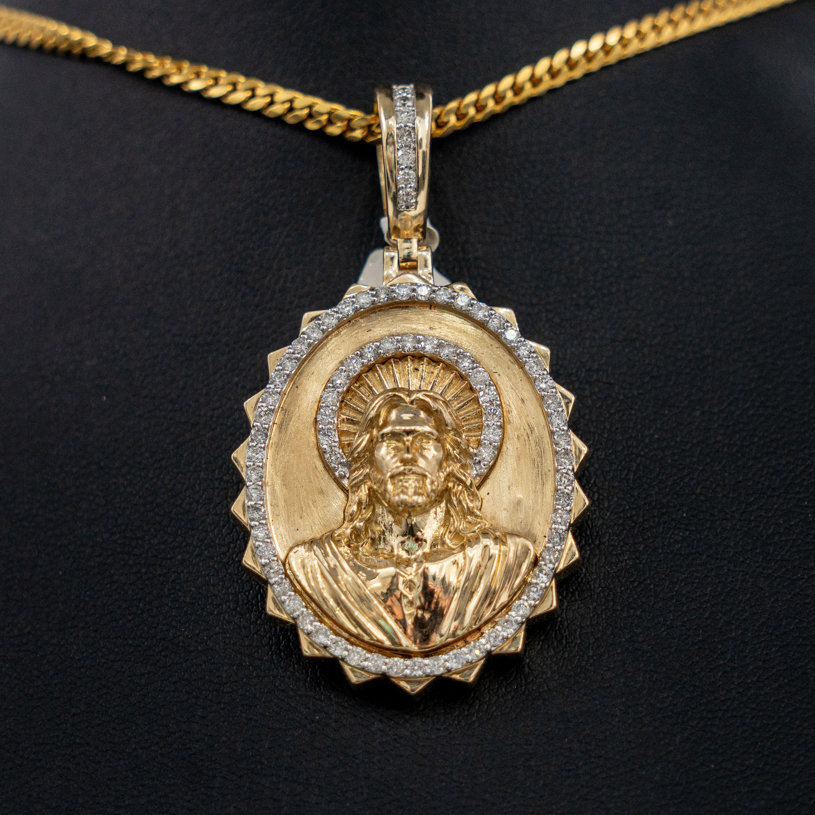 Jesus Face Pendant 14K Yellow Gold With Diamond / 12.1gr
