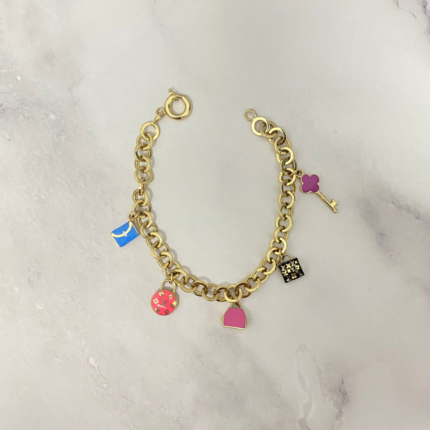 14K Yellow Gold Roll-On With Charms Bag/Clover Key Bracelet / 9.1gr / 7mm / 7.5in