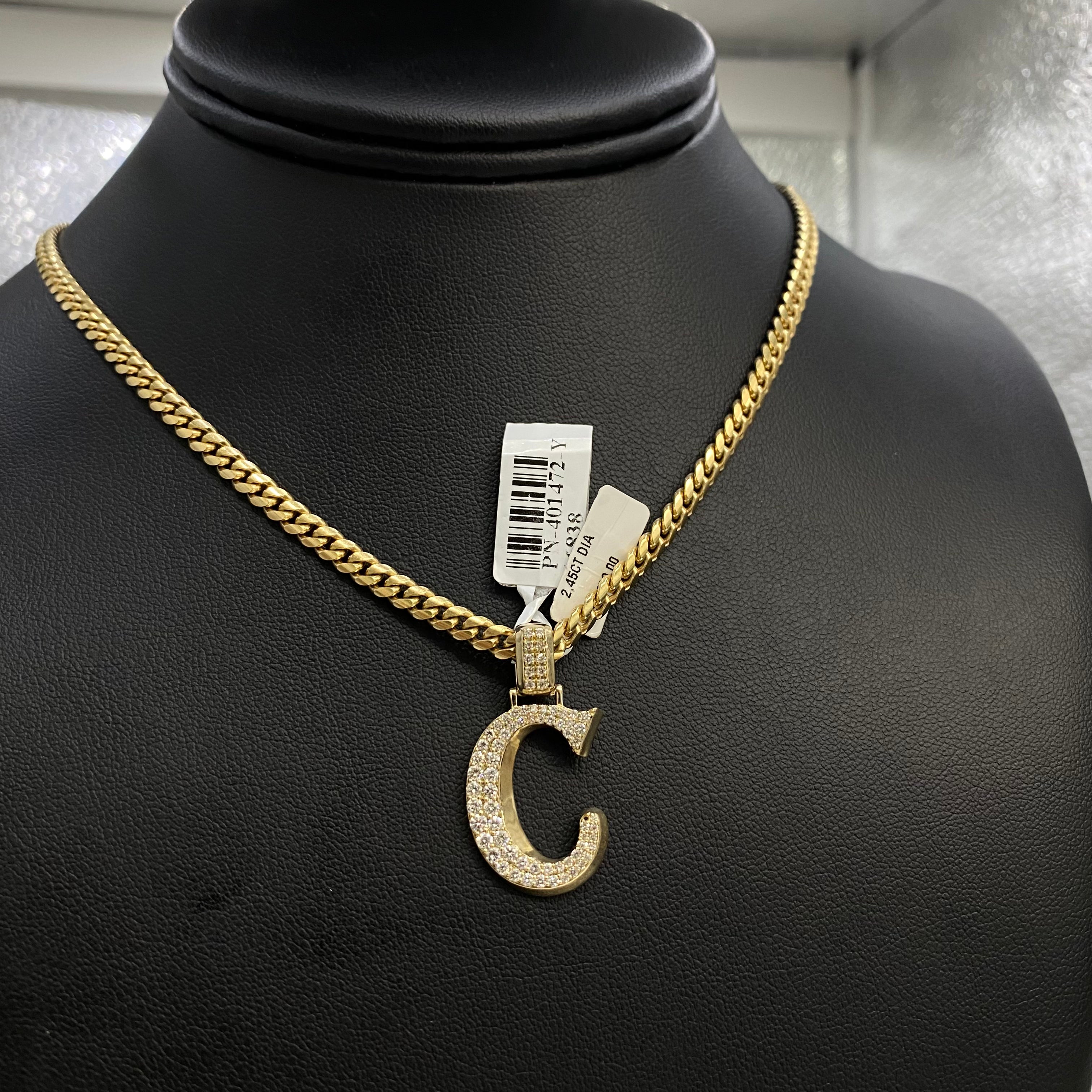 Letter C Pendant 14K Yellow Gold With Diamond / 3.2gr