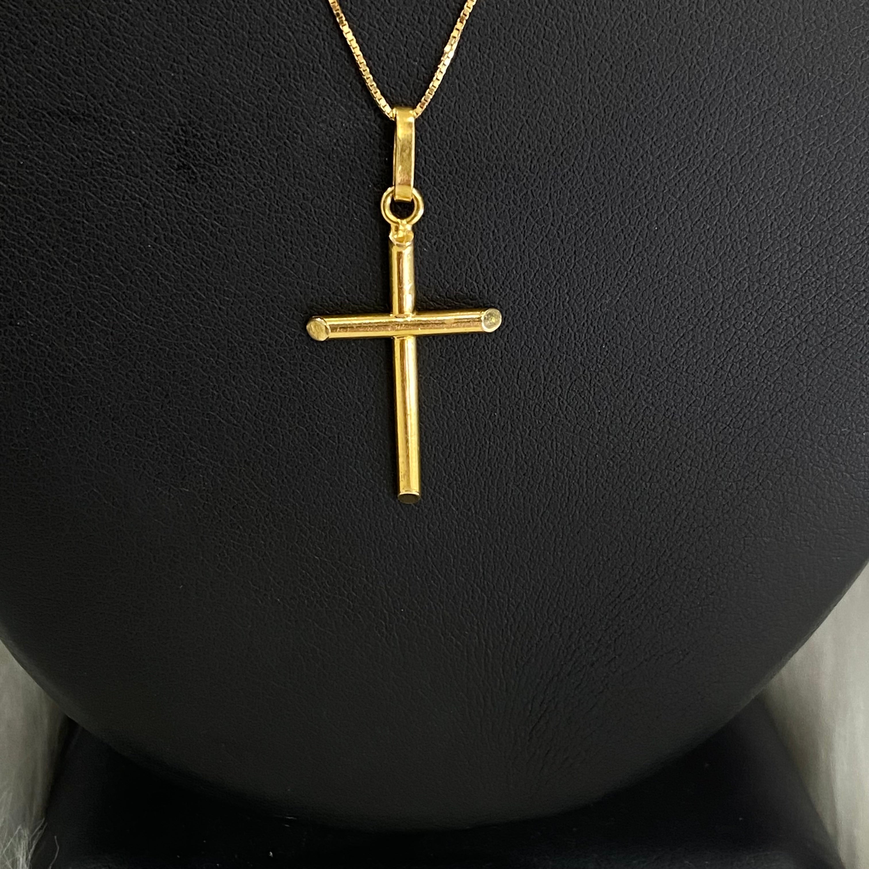 18K Yellow Gold Cross Jewelry Set / 2.8gr / 17in