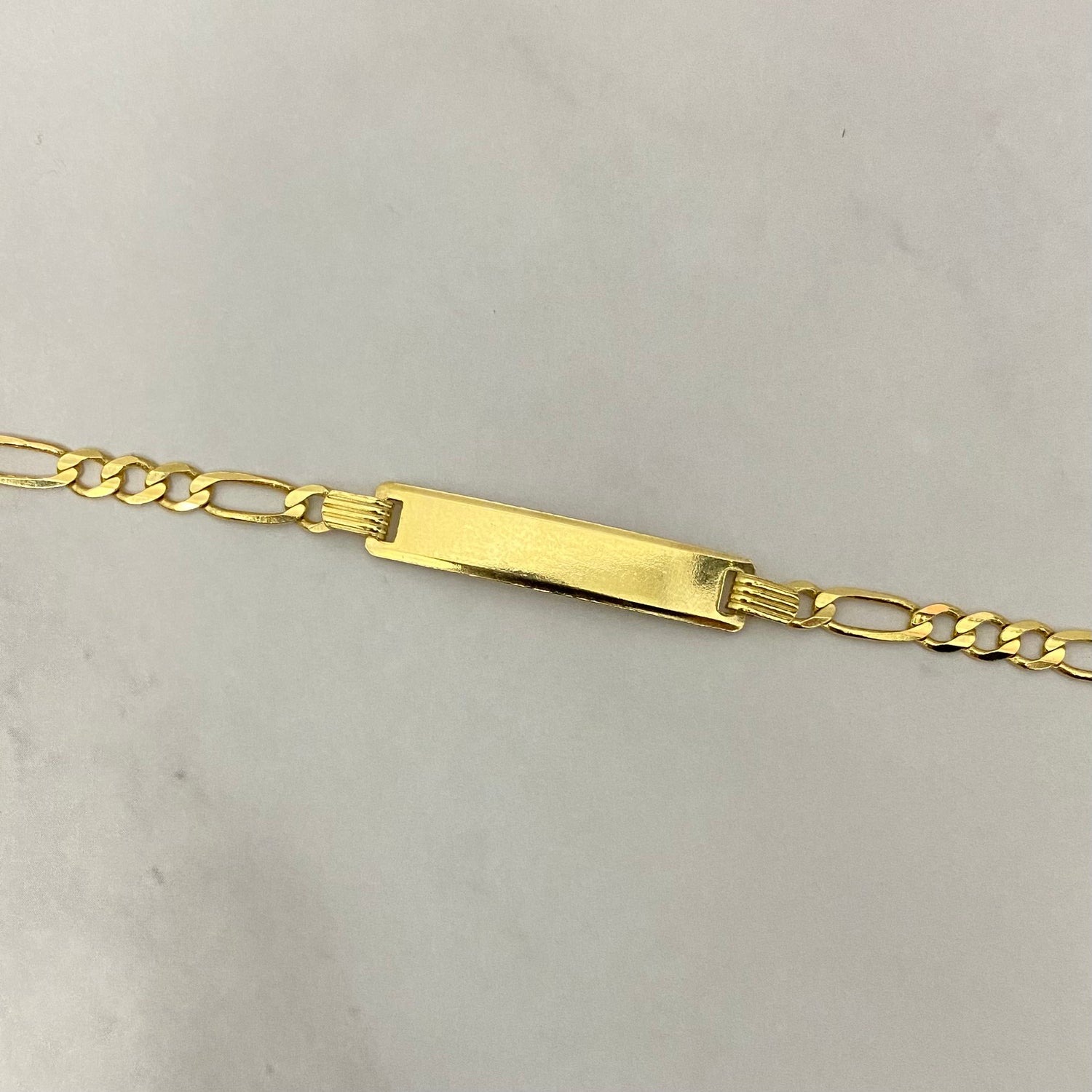 14K Yellow Gold Baby Name Id Figaro Bracelet / 3.2gr / 3.5mm / 5.5in