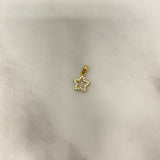 14K Yellow Gold Star Pendant With Zircons / 1gr / 0.7in