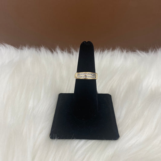 10K Yellow Gold Diamond Luxury Ring Ct Dia / 3.1gr / Size 6.5