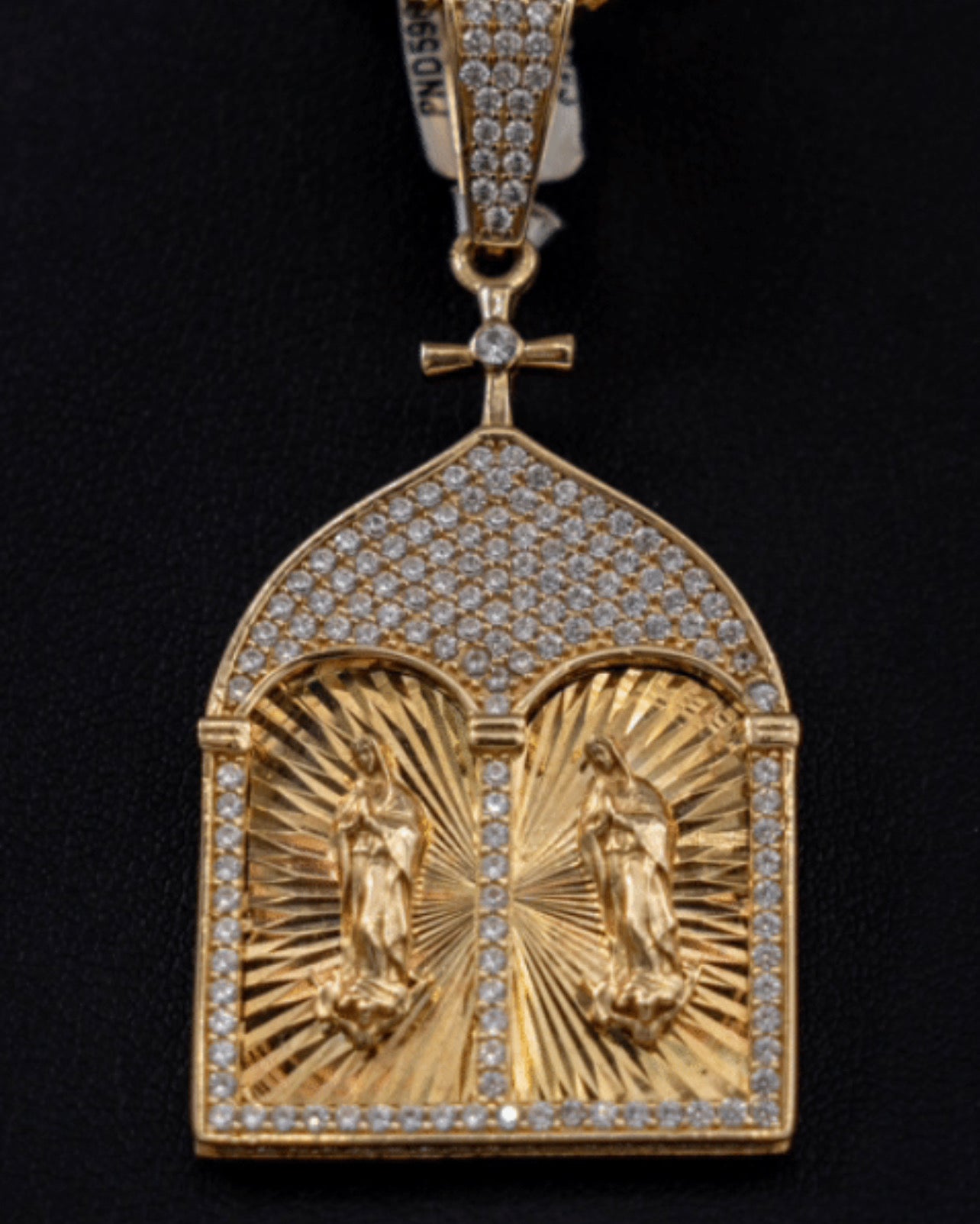Virgen Maria Pendant 10K Yellow Gold With Zirconia / 10.6gr
