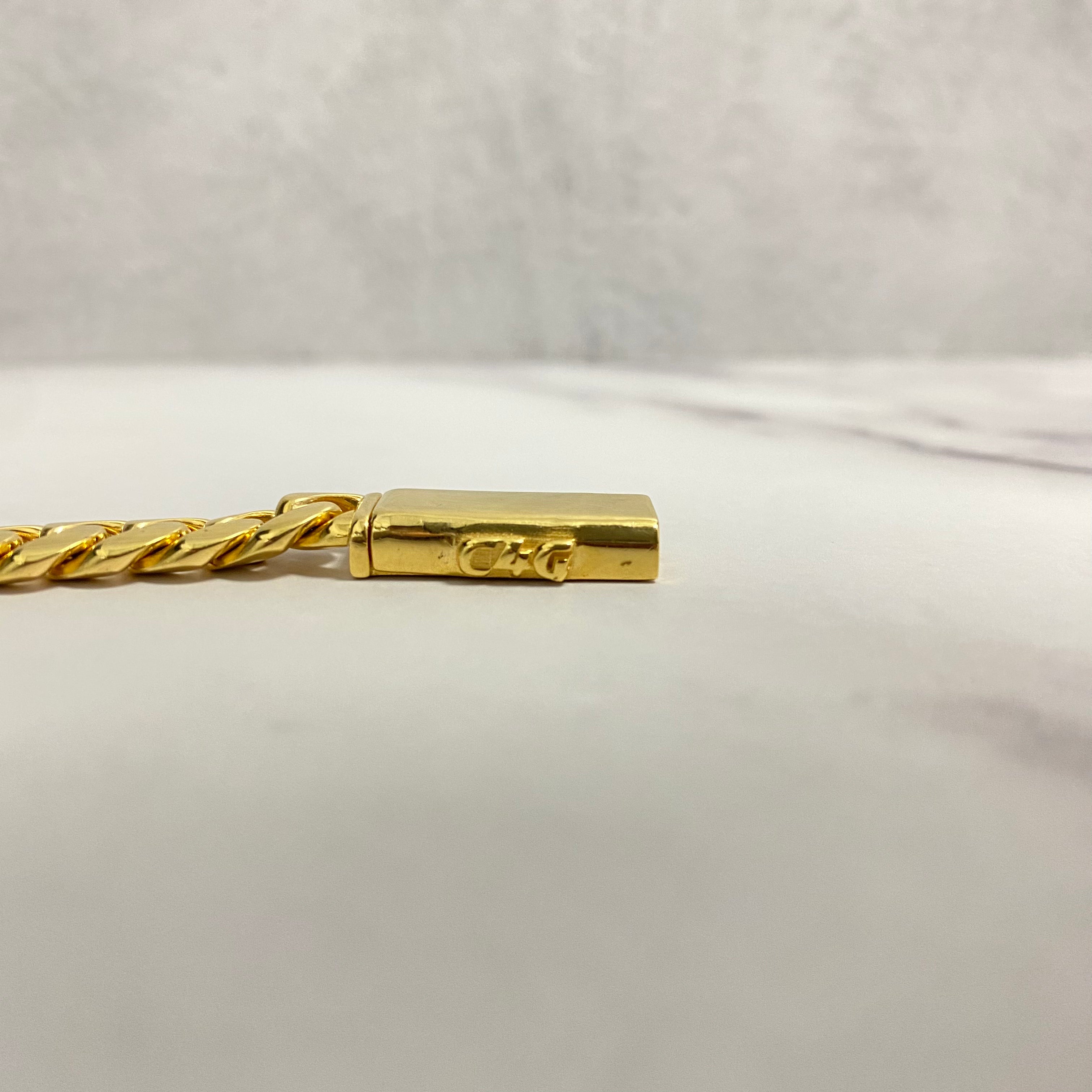 10K Yellow Gold Cuban Links Bracelet / 32.3gr / 8mm / 6in