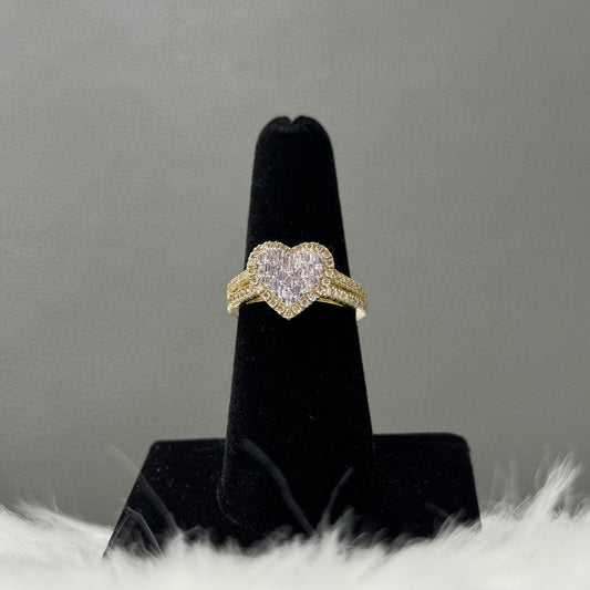 10K Yellow Gold Diamond Heart Ring 0.77Ct Dia / 4.5gr / Size 7