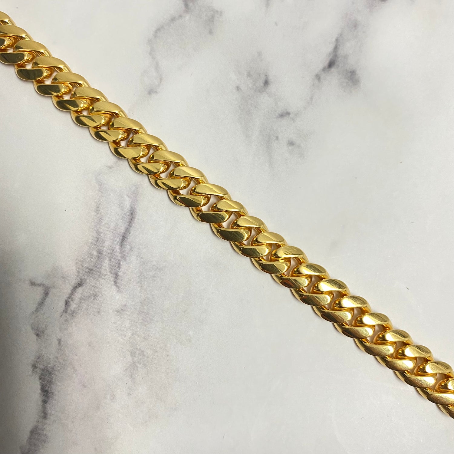 10K Yellow Gold Cuban Links / 79.8gr / 8mm / 20in