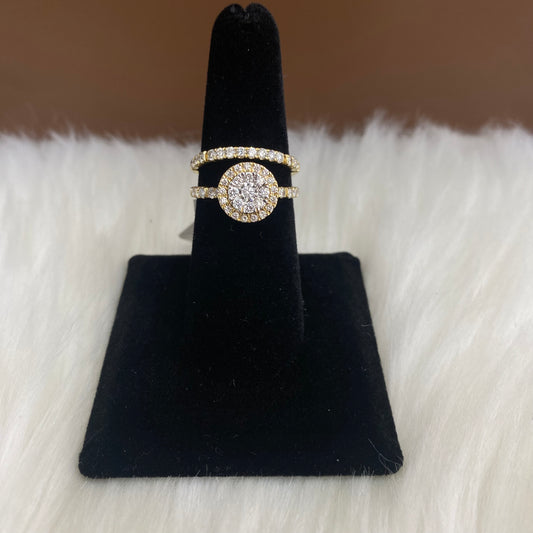 14K Yellow Gold Diamond Luxury Flower Engagement Ring 1.12Ct Dia / 4.6gr / Size 6.5
