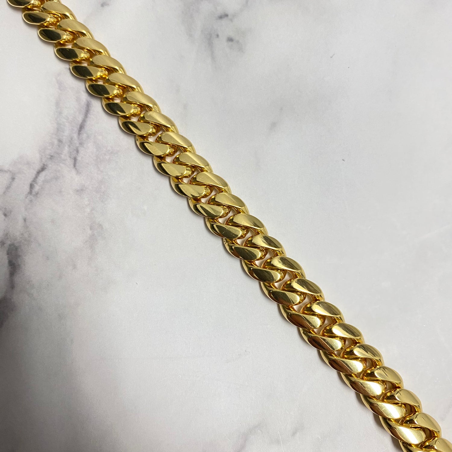 10K Yellow Gold Cuban Links / 137.4gr / 9.3mm / 24in