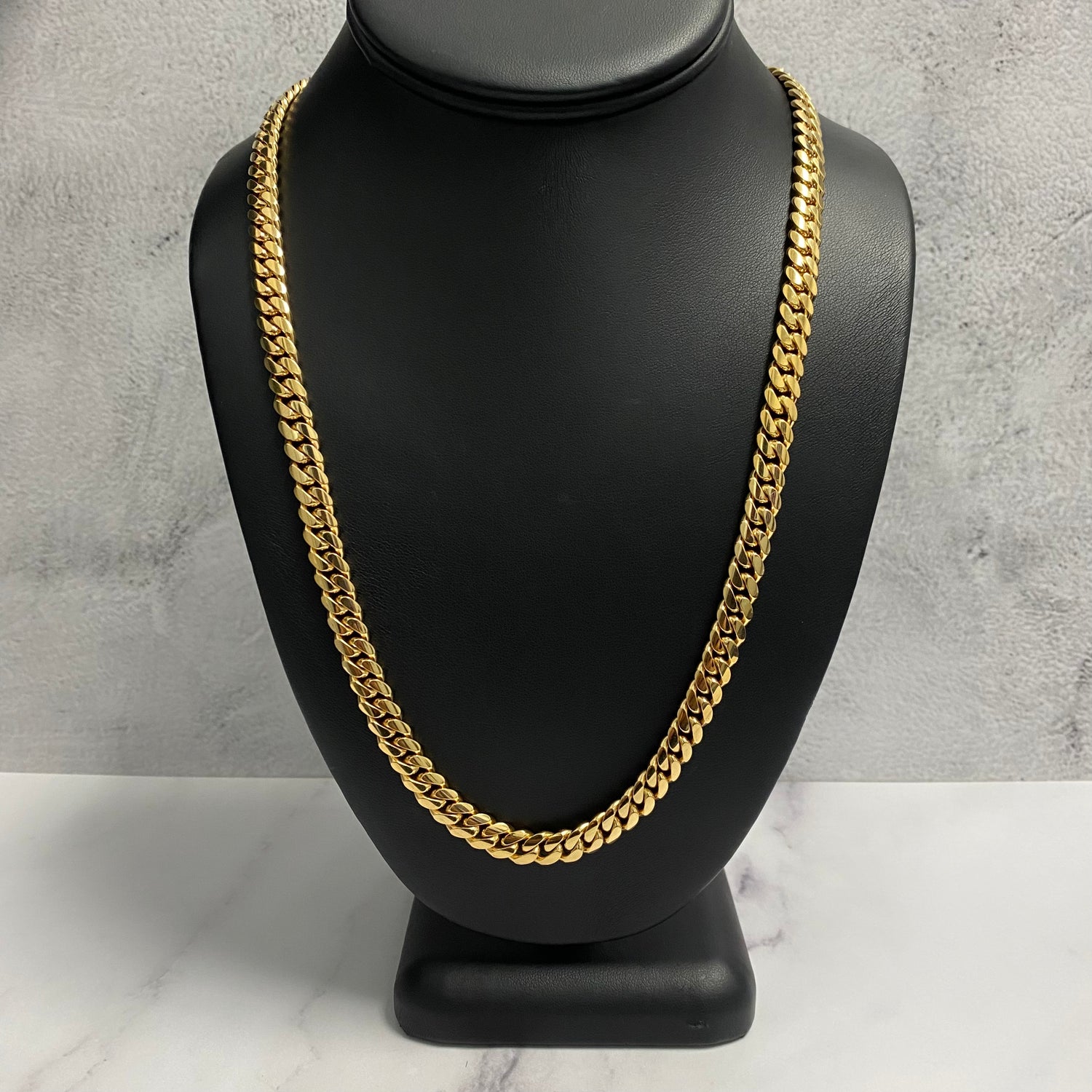 10K Yellow Gold Cuban Links / 107.3gr / 7.4mm / 28in