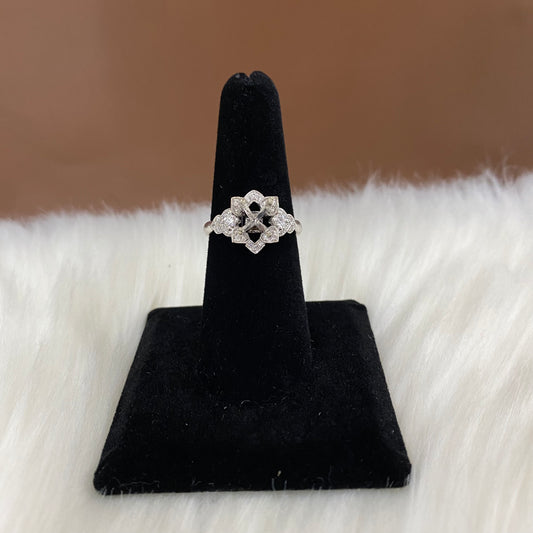 14K White Gold Diamond Flower Wedding Setting No Stone Engagement Ring 0.95Ct Dia / 4.5gr / Size 6