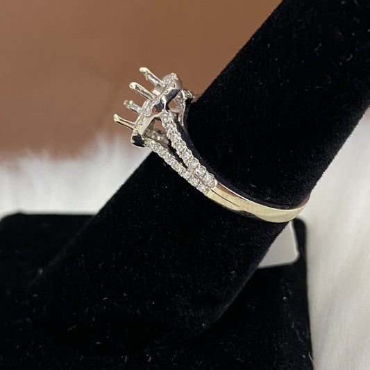 10K White Gold Diamond Luxury Wedding Setting No Stone Engagement Ring Ct Dia / 2.4gr / Size 6