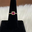 18K Yellow Gold Lone Square Ring With Fucshia/White Zircons / 2.1gr / Size 6.5