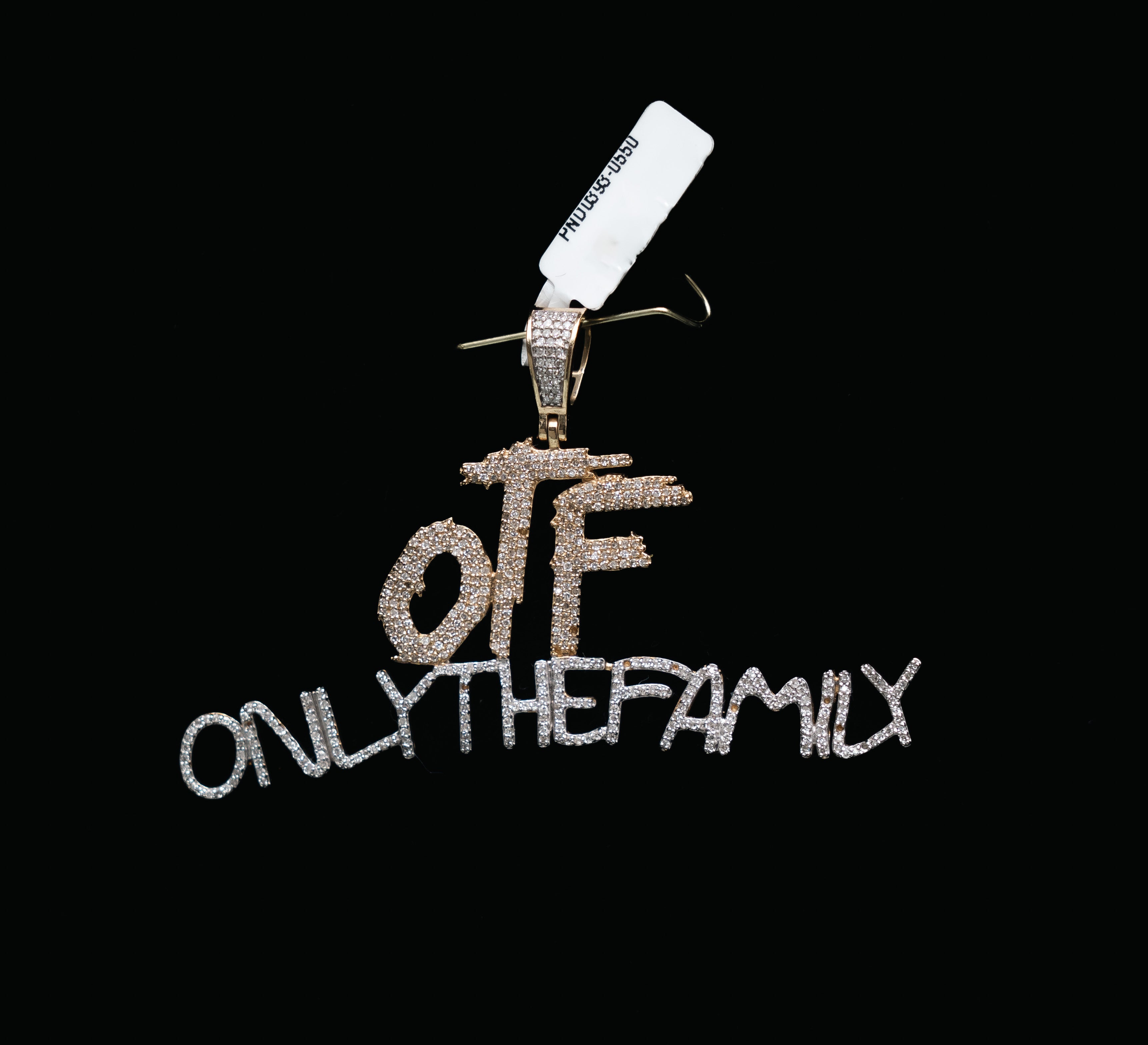 Off Only The Family Pendant 10K White-Yellow Gold With Diamond / 6.1gr