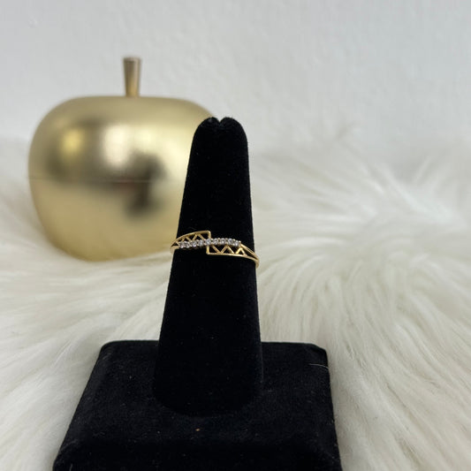 18K Yellow Gold Diamond Luxury Ring Ct Dia / 1.6gr / Size 6