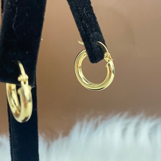 18K Yellow Gold Fashion Hoop Earrings / 1.7gr