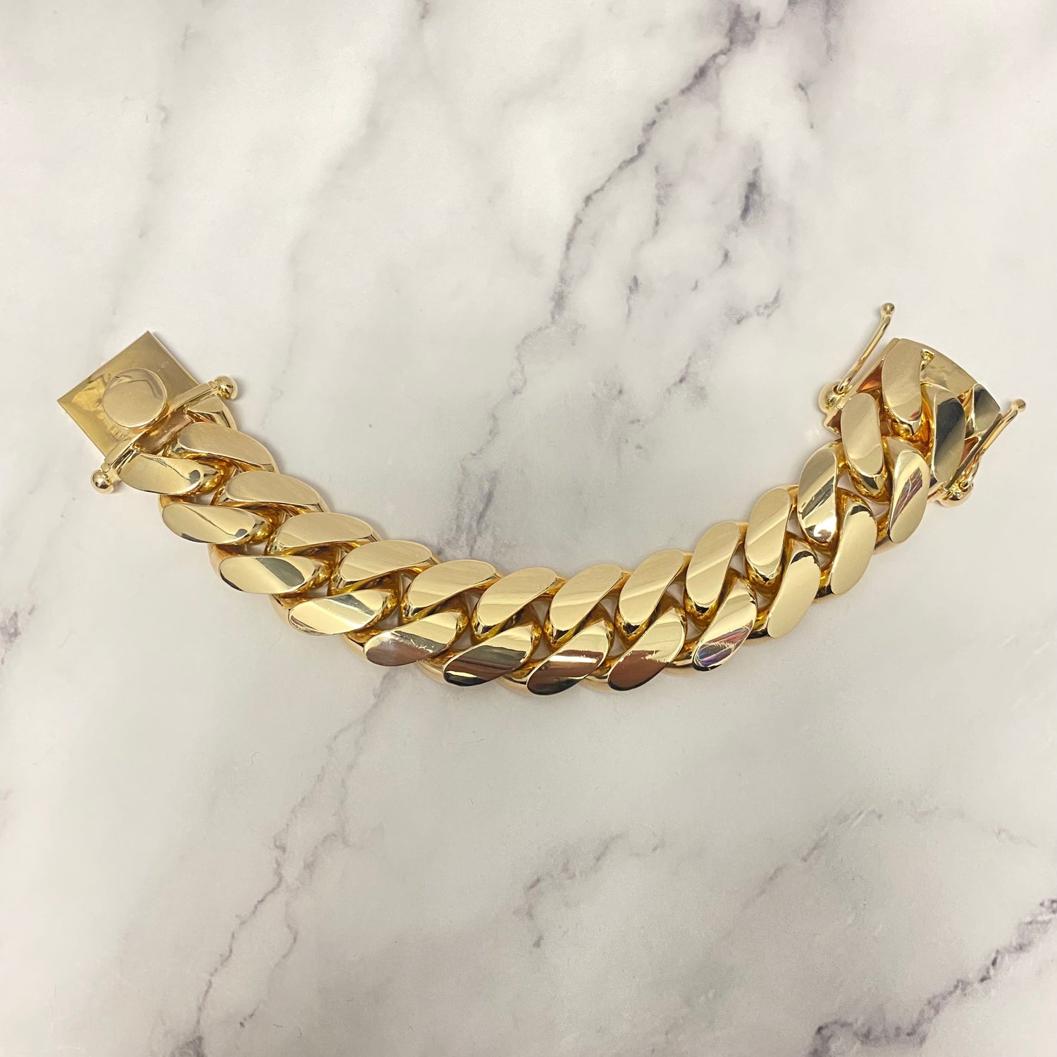 10K Yellow Gold Cuban Links Bracelet / 405.2gr / 26.5mm / 8.5in
