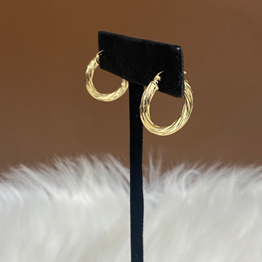 18K Yellow Gold Fashion Hoop Earrings / 1.59gr